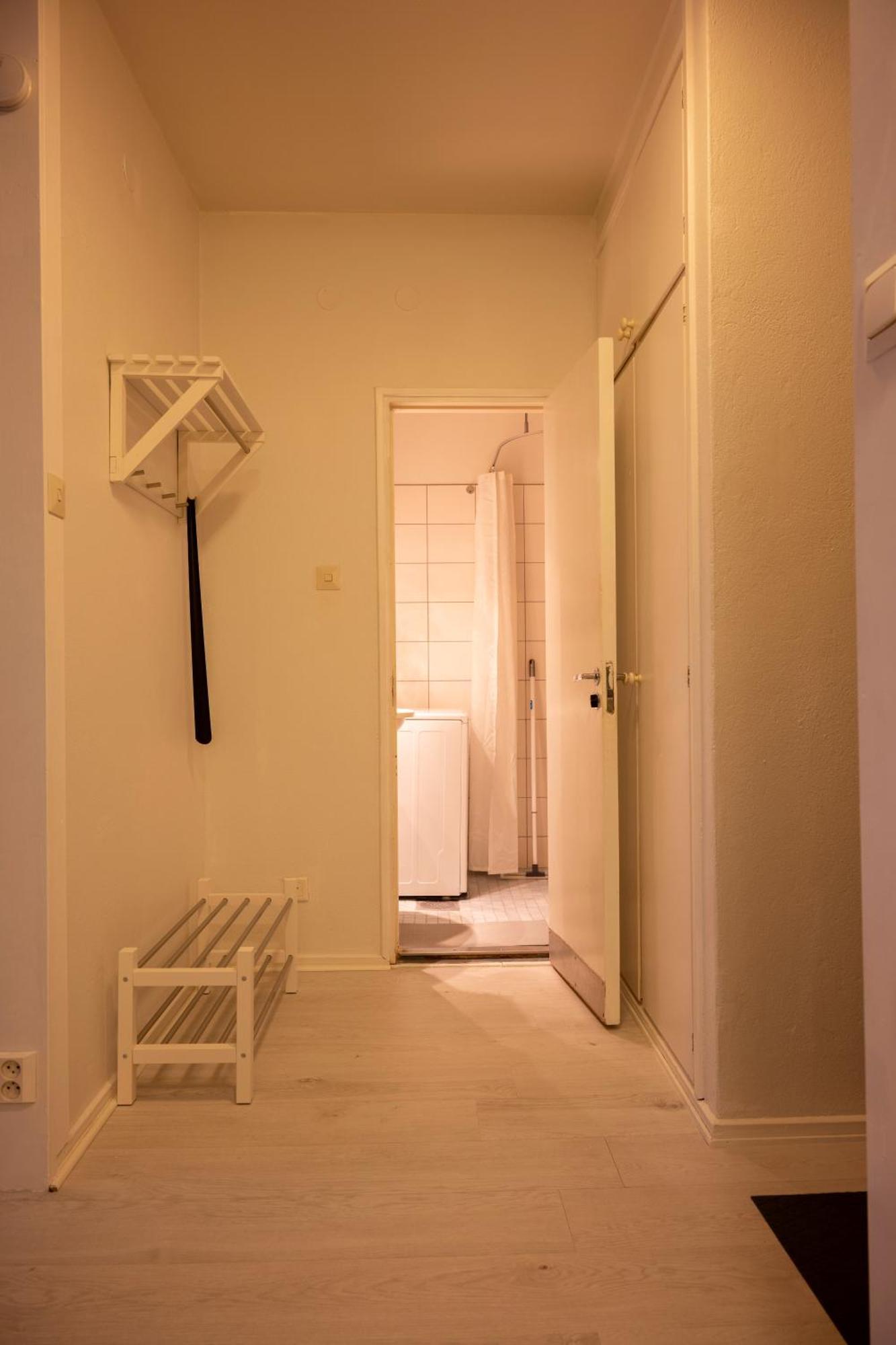 Cozy Apartment By The Sea 2 Rooms Free Private Parking เกมี ภายนอก รูปภาพ